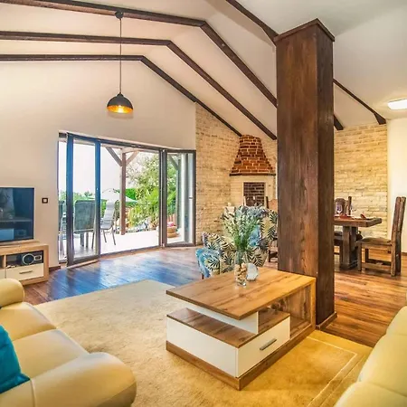 Holiday In Tar Porec Istrien 41772 Tar-Vabriga